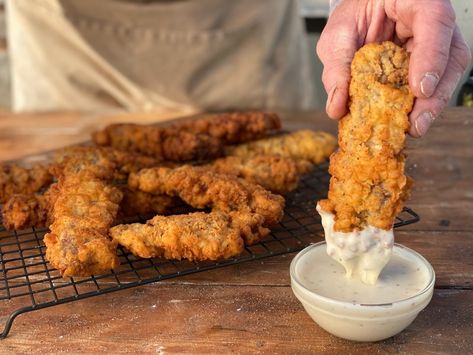 Steak Fingers and Gravy - Dairy Queen Basket Remake - Kent Rollins Steak Fingers And Gravy, Cowboy Kent Rollins, Homemade White Gravy, Steak Fingers, Kent Rollins, Cube Steak Recipes, State Foods, Chicken Fried Steak, Dairy Queen