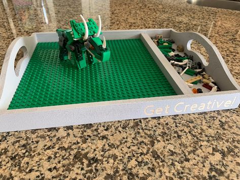 Lego Lap Tray, Diy Lego Tray With Storage, Lego Tray Diy, Diy Lego Tray, Lego Base Plate Ideas, Lego Bedroom Ideas, Lego Coffee Table, Lego Tables, Diy Lego Table