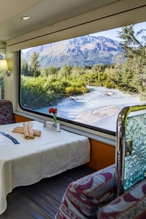 Alaska Train Ride, Alaskan Railroad, Alaska Aesthetic, Packing For Alaska, Alaska Train, Alaska Bucket List, Alaska Life, Talkeetna Alaska, Alaska Travel Guide