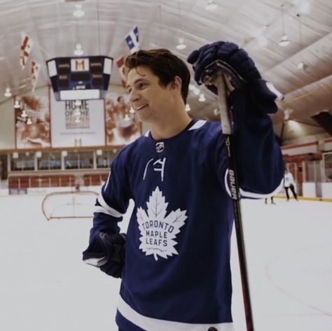 Ice Hockey Couple Aesthetic, Ice Hockey Romance Aesthetic, Tessa Virtue Scott Moir Moulin Rouge, Scott Moir And Tessa Virtue, Scotty T, Platonic Soulmates, Virtue And Moir, Tessa Virtue Scott Moir, Tessa Virtue