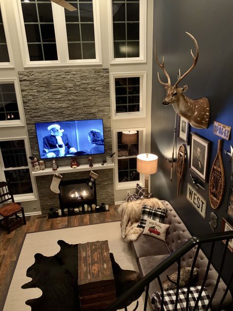 Deer Mount In Living Room, Hunter Room Ideas, Rustic Living Room With Deer Mounts, Farmhouse Living Room With Deer Mounts, Unique Deer Mounts, Mounts In Living Room Animal, Taxidermy Decor Living Room Hunting, Deer Mounts In Living Room, Rustic Living Room Ideas