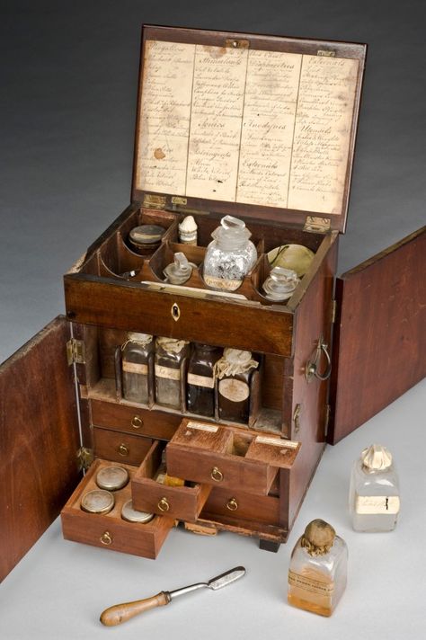 Antique Apothecary, Cabinet Of Curiosity, Vintage Medicine, Halloween Apothecary, Medicine Chest, Apothecary Cabinet, Cabinet Of Curiosities, Vintage Medical, Medical History