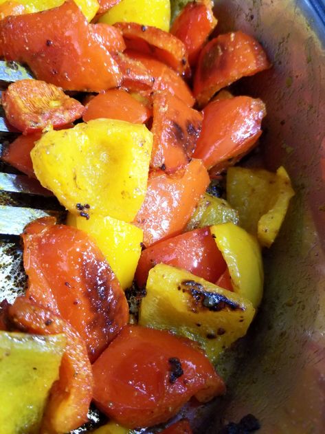 Bell Pepper Stir Fry - Red & Yellow Bell Peppers Stir Fry On Stove Top Pepper Stir Fry Recipes, Red Pepper Stir Fry, Fried Bell Pepper Recipes, Red Yellow Pepper Recipe, Saute Peppers, Yellow Pepper Recipes, Bell Pepper Stir Fry, Stir Fry Peppers, Easy Vegetable Stir Fry