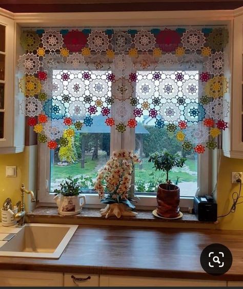 Crochet Curtain Pattern, Doilies Crafts, Stylish Curtains, Crochet Curtains, Crochet Home Decor, Granny Square Crochet Pattern, Curtain Patterns, Crochet Doily, Curtain Designs