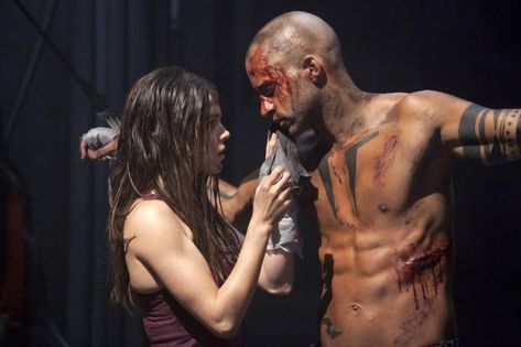 Lincoln The 100, Ricky Whittle, The 100 Cast, Marie Avgeropoulos, The 100 Show, American Gods, Neil Gaiman, The Perfect Guy, The Hundreds