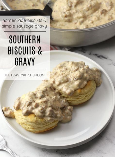 Breakfast Ideas Savory, Southern Biscuits And Gravy, Kitchen Southern, Breakfast Gravy, Sausage Gravy Recipe, Sausage Biscuits, Southern Biscuits, Weekly Dinner, Sausage Bake