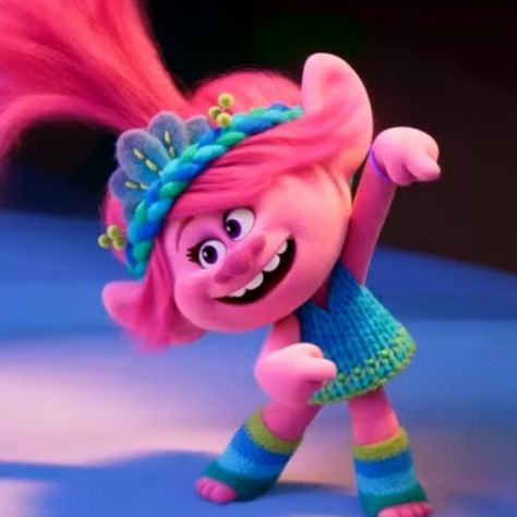 Trolls Band Together Viva Trolls Pfp, Poppy Trolls Band Together, Trolls Band Together Poppy, Poppy And Viva, Poppy Trolls Icon, Poppy Trolls Fanart, Trolls Pfps, Happy Cartoon Characters, Trolls Aesthetic