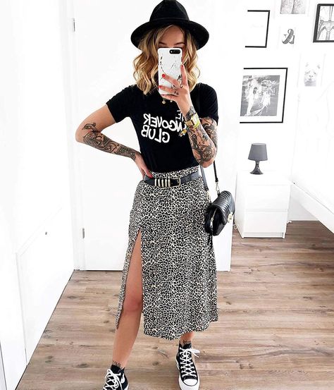 Summer Long Skirts, Midi Skirts Summer, Classy Blouses, Long Skirt Summer, Look Festival, Bohemian Skirt, Skirt Casual, Pastel Outfit, Leopard Print Skirt