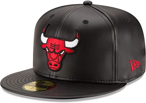 Amazon.com : NBA Chicago Bulls Men's Faux Leather 59FIFTY Fitted Cap, 7.125, Black : Sports & Outdoors Redbull Drinks, Bulls Outfit, Chicago Bulls Outfit, Red Bull Drinks, Tomahawk Ribeye, Baseball Fitted Hats, Jersey Outfits, Chicago Bulls Snapback Hat, Chicago Bulls Hat