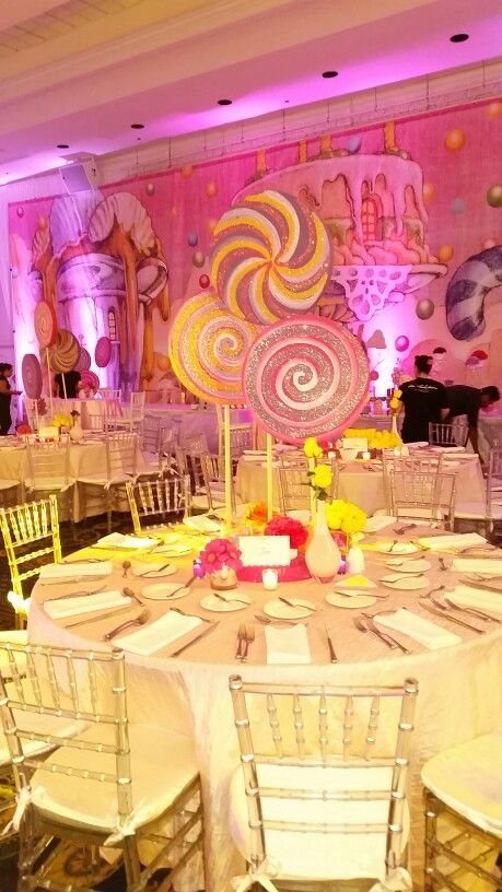 Sweet 16 Candy Land Theme, Candy Theme Quinceanera, Candy Quinceanera Theme, Candy Dance Theme, Candy Land Wedding Theme, Candy Land Sweet 16 Theme, Candy Sweet 16 Theme, Candy Theme Sweet 16, Candy Tablescape