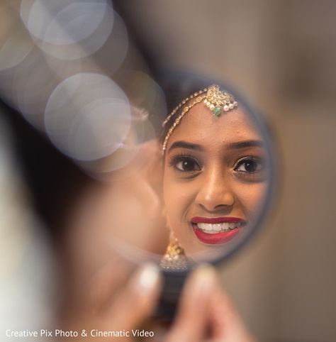 Parlor Shoot Bride Indian, Get Ready Shots Bride, Mekup Bride Shoot, Indian Bride Getting Ready Photography, Bride Mekup Shoot, Bride Parlour Poses, Getting Ready Poses For Bride, Bride Parlour Shoot Indian, Indian Bride Getting Ready Photos