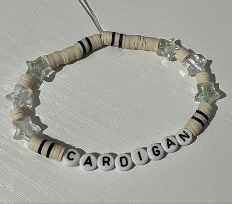 Taylor Swift Bracelet Ideas Clay Beads Folklore, Folklore Beaded Bracelet, Folklore Era Bracelet, Taylor Swift Movie Bracelets, T Swift Friendship Bracelets, Taylor Swift Cardigan Bracelet, Folklore Clay Bead Bracelet, Bracelet Ideas Clay Beads Taylor Swift, Starbucks Lovers Taylor Swift Bracelet