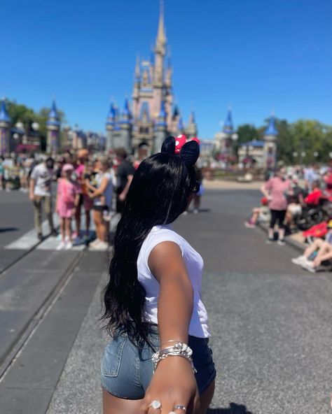 A little Disney dump🏰🫶🏽✨❤️🐭 . . #denim #explore #disney #fyp #disneyworld #explorepage #magickingdom #disneygirl #waltdisneyworld #mickeymouse #minniemouse #disneydump Disney Dump, Disney Outfit, Birthday Disney, Nice Outfits, Disney Trip, Disney Outfits, Disney Trips, Cool Outfits, Plus Size