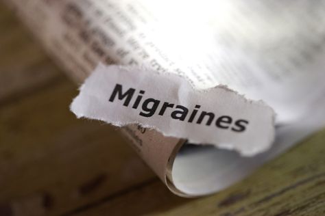 If you suffer from chronic migraines and want to learn more about migraine diet options, this post includes which foods to eat and avoid. Easy Cloud Bread, Knit Gnomes, Brown Makeup Tutorial, Easy Cloud Bread Recipe, Insulin Resistance Diet Plan, Foods For Migraines, Gnomes For Christmas, Beginners Makeup Tutorial, Cloud Bread Recipe