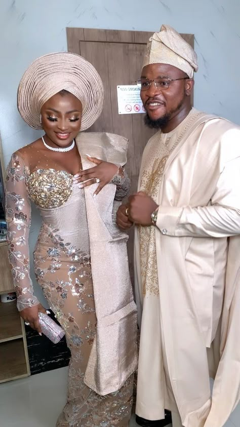 White And Gold Nigerian Wedding Dress, Gala Wedding Dress, Yoruba Traditional Wedding Attire, Beautiful Bride Dress, Nigerian Traditional Attire, Nigerian Clothes, Yoruba Wedding Dress, Nigerian Traditional Dresses, Kizz Daniel