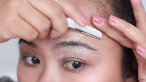 How To Shave Eyebrows, Wax Eyebrows, Brow Grooming, Eyebrows At Home, Shave Eyebrows, Eyebrow Hacks, Eyebrow Grooming, How To Grow Eyebrows, Fill In Brows