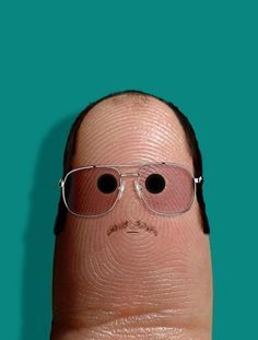 Fav on Pinterest Funny Fingers, 3d Karakter, Finger Art, Finger Puppets, Creative Advertising, Self Portrait, Creative Photography, Puppets, Art Direction