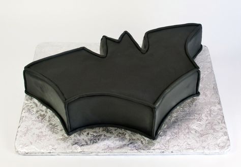 Batman Shaped Cake, Bat Cakes Birthday, Bat Shaped Cake, Batman Cake Aesthetic, Bat Cake Birthday, Bat Birthday Cake, Batman Grooms Cake, Spooky Cakes, Batman Movie Posters