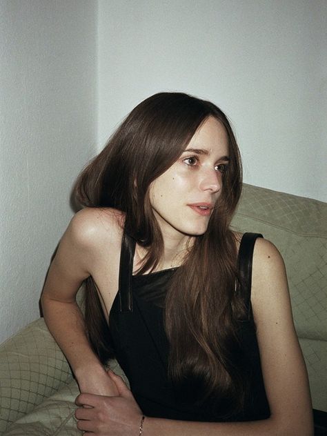 Stacy Martin, French Models, French Beauty, French Chic, French Women, Pretty Hairstyles, Brown Hair, Style Icons, Long Hair