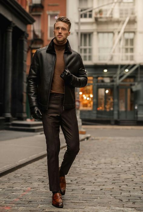 Outfits Sweatpants, Outfits Quotes, Leather Jacket Outfit Men, Gentleman Outfit, Guy Style, Leather Jacket Outfits, Mens Style Guide, Fashion Trends Winter, Elegante Casual