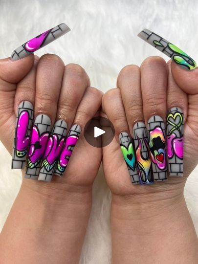 Graffiti Art Nails, Valentines Graffiti, Grafitti Nails, Graffiti Nail Art, Ny Nails, Graffiti Nails, Wall Nails, Acrylic Toes, Keyshia Cole