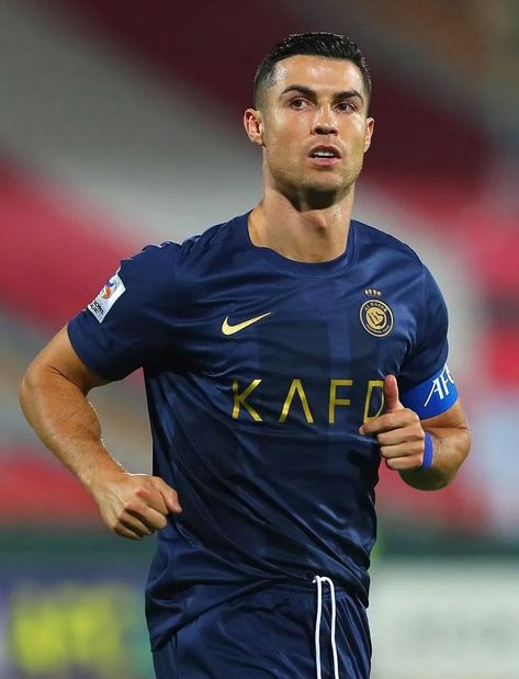 Cristiano Ronaldo, a Portuguese football icon Cr7 Juventus, Cr7 Jr, Dani Alves, Ronaldo Cristiano, Ronaldo Football, Fact Families, American Football Players, World Football, Funchal