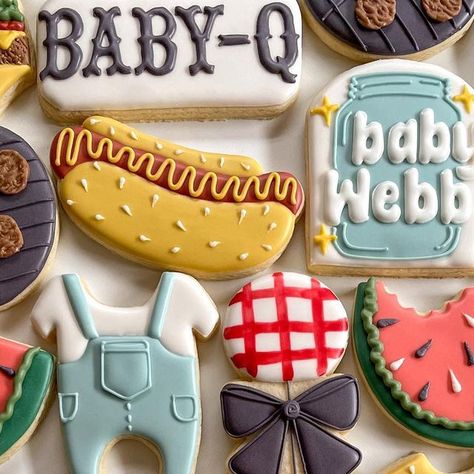 Kellie Bakes & Co. on Instagram: "a bun in the oven and burgers on the grill! It’s a baby-q 🍔🍔🍔 (this burger onesie is my piece de resistance and I will never get over it) #babyq #onesiecookies #hotdogcookies #plaidcookies #burgercookies #babyshowercookies #masonjarcookies #sugarcookies #sugarcookiesofinstagram #decoratedsugarcookies #michiganbaker #bakersofig #royalicing #royalicingcookies #royalicingart #cutoutcookie #monroemichigan #cookiesofinstagram #cookies #baking #bakestagram #Michi Grill Chill And Reveal, Baby Q Cookies, Bbq Themed Gender Reveal, Bun In The Oven Burgers On The Grill Baby Shower Ideas, Bun In The Oven Burgers On The Grill Gender Reveal, Baby Bbq Gender Reveal, Bun In The Oven Burgers On The Grill, Baby Q Theme Baby Shower Ideas, Baby Q Party Favors