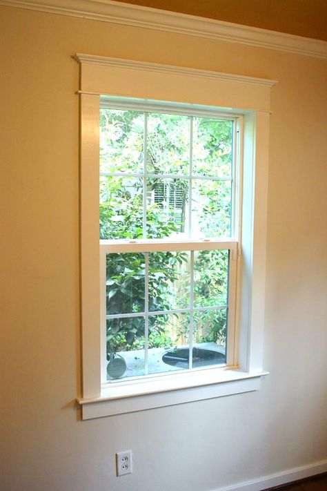 Installing Craftsman-Style Window Trim | Checking In With Chelsea Craftsman Style Door Trim, Window Trim Ideas Interior, Modern Window Trim, Craftsman Style Window Trim, Exterior Window Trim Ideas, Window Trim Paint, Window Trim Styles, Window Trim Ideas, Craftsman Style Windows