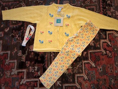 Leggings Cardigan, Vintage Gymboree, 2000s Clothing, Fashion 2000s, Floral Set, Everything Baby, Floral Bouquets, Yellow Floral, Childrens Clothes