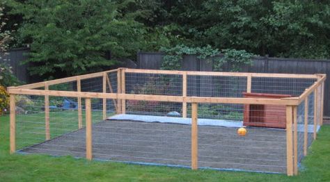 http://tucker-man.hubpages.com/hub/Dog-Runs-Build-or-Buy-an-Outdoor-Dog-Kennel-Run Diy Dog Run, Diy Dog Fence, Building A Dog Kennel, House Budget, Kennel Ideas, Build A Dog House, Dog Pens, Dog Run, Diy Dog Kennel