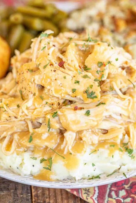 Slow Cooker Turkey & Gravy – only 3 ingredients!! Just dump everything in the slow cooker and let it work its magic! Turkey tenderloins, cream of chicken soup, and turkey gravy. This turkey is SO tender and SOOOO juicy. It is honestly the best turkey I've ever eaten. Serve this with your favorite side dishes for a stress-free holiday meal! #turkey #thanksgiving #crockpot #slowcooker #gravy #comfortfood Turkey And Gravy, Turkey Gravy Easy, Crockpot Chicken And Gravy, Baked Green Beans, Turkey Gravy Recipe, Turkey Tenderloin, Shredded Turkey, Slow Cooker Ham, Crockpot Turkey