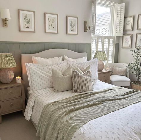 Sage Green Bedrooms, Angled Bedroom, Sage Green Bedroom Ideas, Green Bedrooms, Green Bedroom Ideas, Green Bedroom Decor, Sage Green Bedroom, Guest Bedroom Decor, Green Bedroom