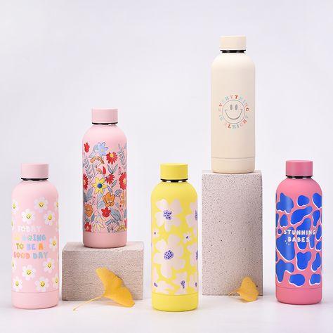 I think that's would be perfect if drinking this bottle when i picnic,do you think so? Cute Bottle Design, Tumblr Design Bottle, Water Bottle Product Photography, Tumbler Design Ideas, Water Bottle Designs, Small Business Ideas Products, Kids Catalogs, Fancy Cup, Small Mouth