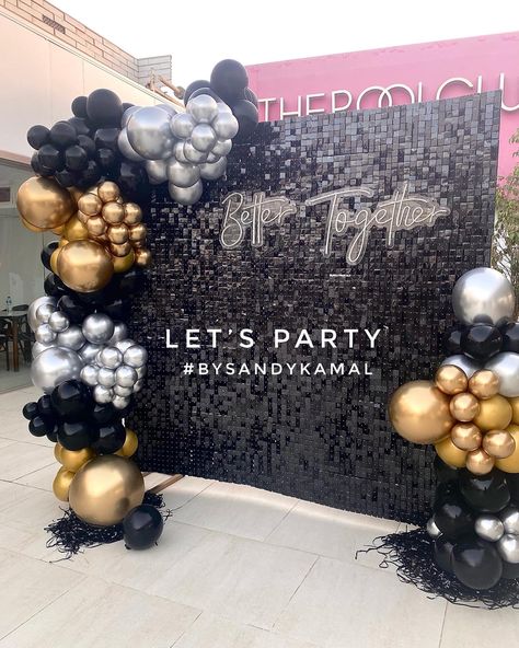 Black Backdrop With Balloons, 18th Birthday Decorations, Prom 2023, Silver Balloon, Black Backdrop, 2024 Graduation, Nye Party, Party Essentials, Ball Decorations