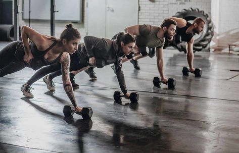 Write Your Best Group Fitness Class Introduction | GXunited Good Running Form, Prenatal Yoga Poses, Gym Group, Workout Photoshoot, Fitness Marketing, Running Form, Gym Photos, Crossfit Training, Group Fitness Classes