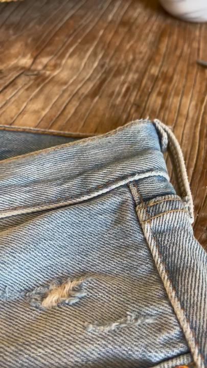 TikTok · loren herrera Tightening Jeans, Mom Checklist, Cinch Jeans, Sewing Machine Cover, Recycled Fashion, How To Hem Pants, Jeans Diy, Diy Life Hacks, Baggy Pant