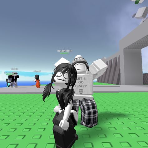 Da Hood Roblox Avatars, Roblox Couple, Emo Roblox Outfits, 2000s Boys, Cute Black Shirts, Roblox Skin, Pretty Letters, Cute Funny Pics, Hello Kitty Clothes