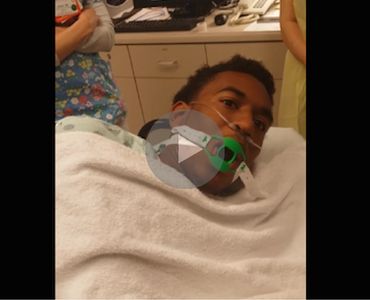 FUNNY VIDEO: Watch This Guy Fail Hilariously While Trying To Fight Anesthesia People On Anesthesia Funny, Funny Anesthesia Videos, Anesthesia Humor, Sleep Funny, People Videos, Funny Video, This Guy, Funny People, Funny Stuff