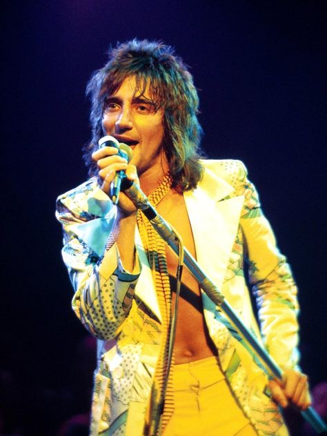 Rod Stewart Performing on May 6, 1972 Kenney Jones, Jeff Beck Group, Ronnie Lane, Penny Lancaster, Rachel Hunter, Langham Hotel, Ron Woods, Ronnie Wood, Photo Bank