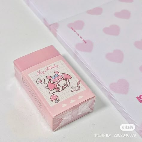 Stationary Pink Aesthetic, Hello Kitty Eraser, Borracha Aesthetic, Eraser Aesthetic, Pink Academia, Pretty School Supplies, Kitty Makeup, Stationary School Supplies, Stationery Obsession