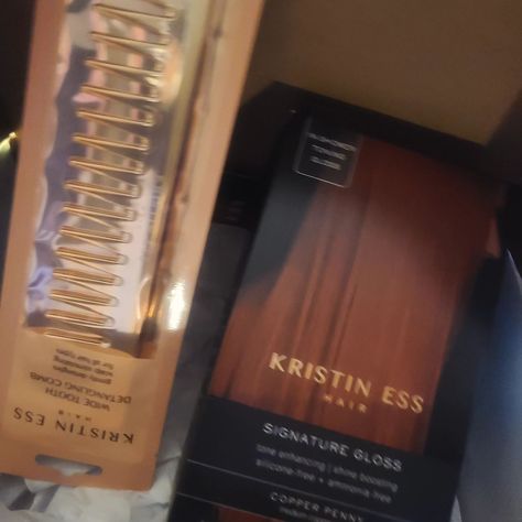 I'm absolutely thrilled with the Kristin Ess Copper Penny Gloss! This product exceeded my expectations in every way. The color is a beautiful, vibrant copper shade that adds depth and dimension to my hair. The formula is easy to apply, and the results are stunning. *Pros:* - *Vibrant color:* The copper shade is gorgeous and adds a lot of depth to my hair. - *Easy to apply:* The formula is easy to mix and apply, and the instructions are clear. - *Boosts shine:* This gloss adds a lot of shine... L’oréal Hi Color Sizzling Copper, Kristin Ess, Copper Penny, Hair Easy, My Hair, Penny, Vibrant Colors, How To Apply, Copper