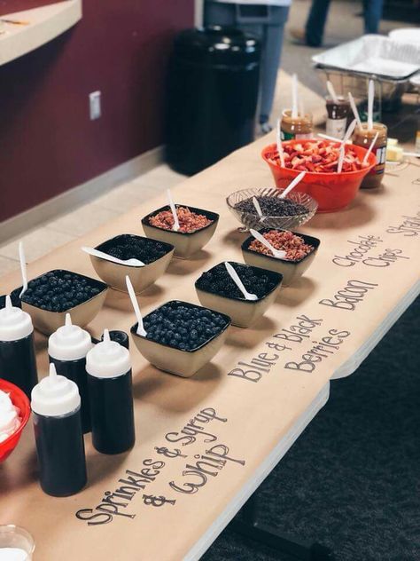 Waffle Bar Graduation Party, Crepe Party Bar, Waffle Bar Party, Grad Party Breakfast Ideas, Brunch Open House Ideas, Make Your Own Waffle Bar, Breakfast Grad Party, Breakfast Graduation Party, Breakfast Graduation Party Ideas