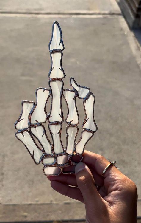 Glass Skeleton, Stained Glass Patterns Free, Dark Home Decor, Goth Home Decor, 1 Tattoo, A Skeleton, Stained Glass Diy, Art Stained, Stained Glass Crafts