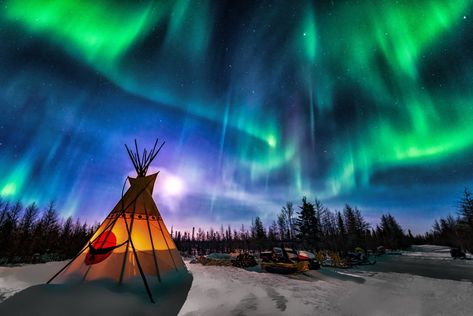 Christmas Theme Wallpaper, Teepee Art, Hd Wallpapers For Laptop, Day And Nite, Acid Art, Aurora Borealis Northern Lights, Beautiful Skies, Cabin Christmas, View Wallpaper