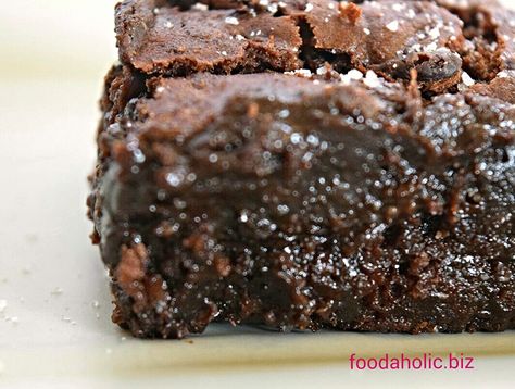 Lava Brownies, Twisted Recipes, Molten Lava, Chocolate Lava, Best Brownies, Lava Cakes, Brownie Bar, Bakery Recipes, Fun Baking Recipes