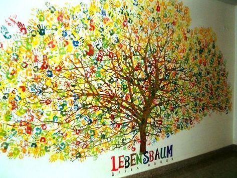 felt handprint wall mural - Yahoo Image Search Results Hand Print Mural Ideas, Handprint Tree Mural, Handprint Mural, Handprint Tree, Ideas Decoracion Salon, Hand Print Tree, Collaborative Art Projects, Tree Mural, Church Nursery