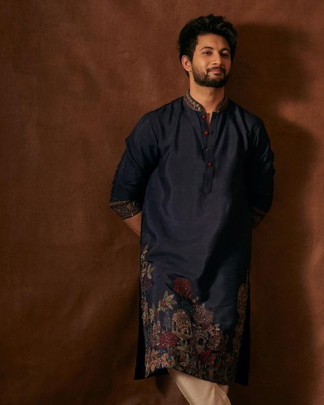 Traditional Kurta For Men, Traditional Indian Mens Clothing, Kurta Designs Men's, Pathani For Men, Latest Kurta Designs, Man Dress Design, Indian Wedding Clothes For Men, Wedding Kurta For Men, Stylish Men Wear