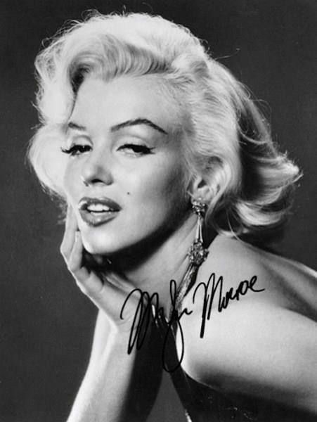 Dark Feminine Style, Marilyn Monroe Photography, Marilyn Monroe Artwork, Marilyn Monroe Poster, Marilyn Monroe Portrait, Marilyn Monroe Quotes, Marilyn Monroe Fashion, Marilyn Monroe Art, Marilyn Monroe Photos