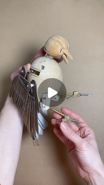 Crow Puppet, Bird Marionette, Stick Puppet, Bird Puppet, Bird Artists, Marionette Puppet, Bird Carving, Woodworking Toys, Puppet Making