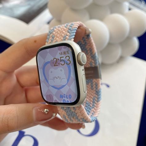 Apple Watch Band-pink watch cute Apple Watch Hacks, Cute Apple Watch Bands, Apple Watch Features, Apple Watch Bands Fashion, Pretty Watches, Unique Watches, Fancy Watches, Cute Watches, Pink Watch